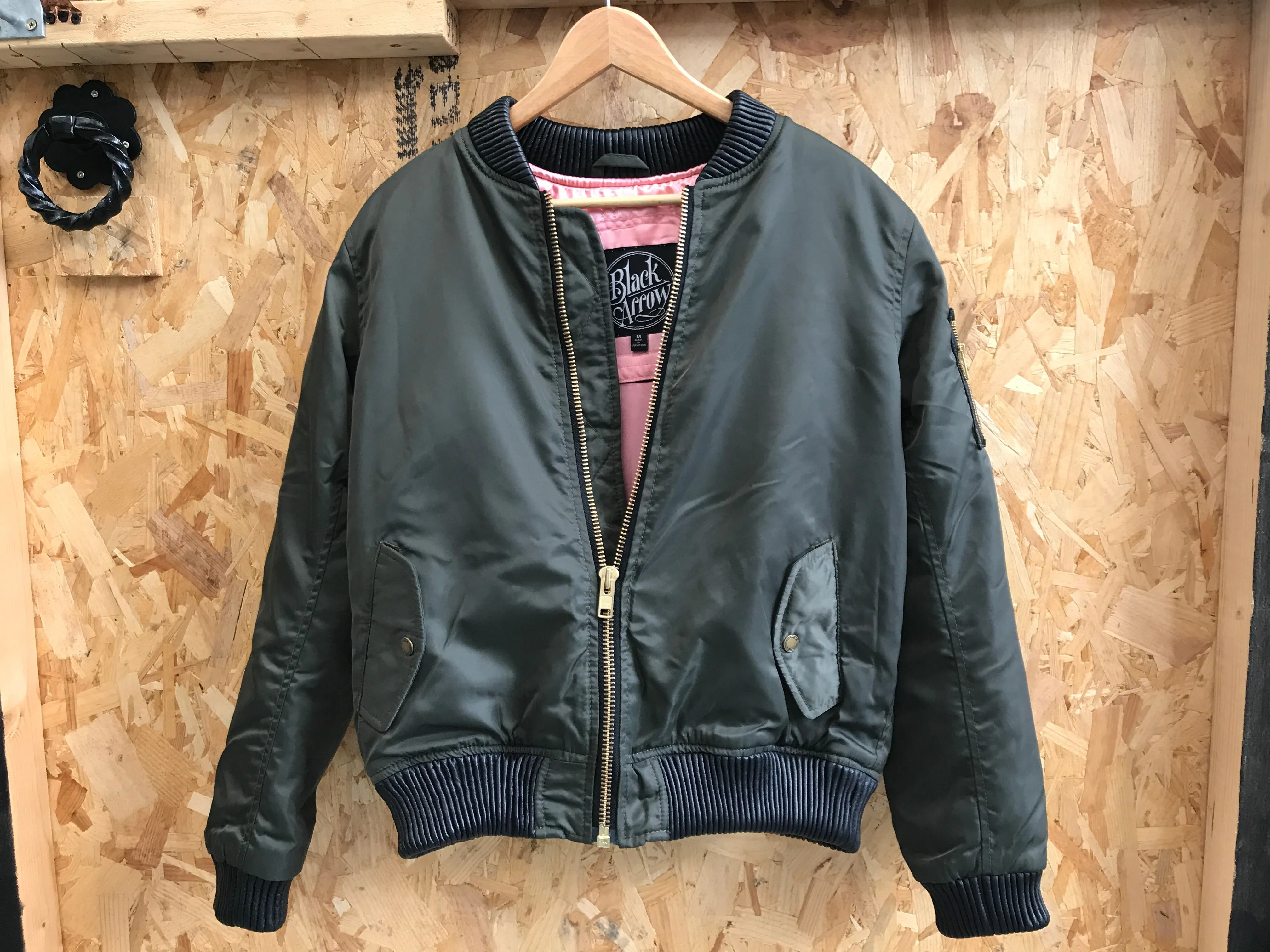 Black Arrow Jacket - Glory Bomber - Ladies