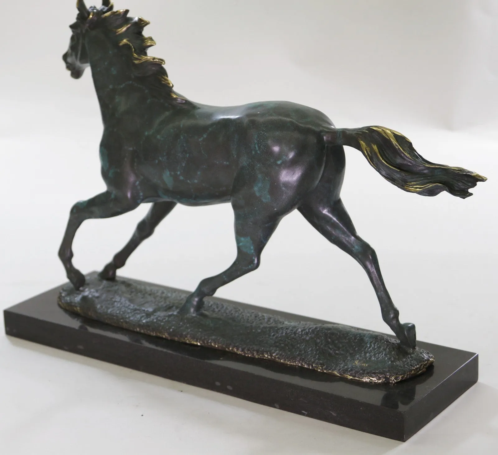 CLEARANCE SALE Limited Edition Bronze horse sculpture w/ COA & Certificate Art