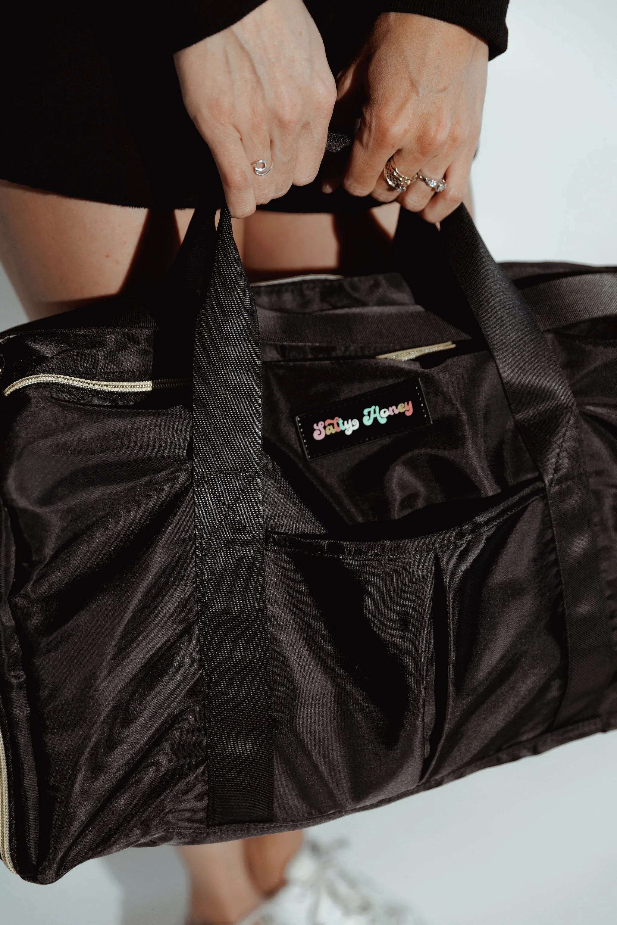 GYM BAG: BLACK