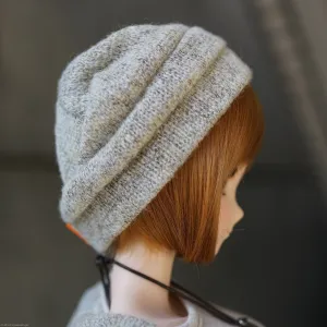 Knit Beanie (Beige-ish)